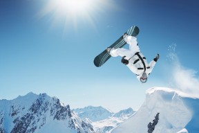 九游官方平台-莎拉波娃绝杀惊艳，MAD新星闪耀未来可期